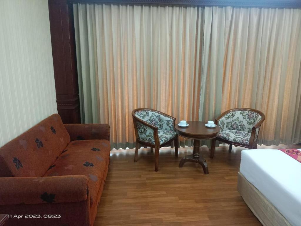 Leuxay Hotel Vientiane Exterior foto